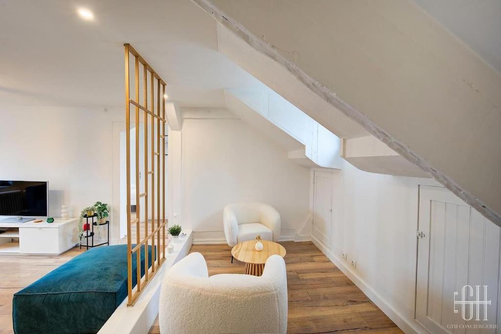 Le Bleuet - Quartier Des Halles Тур Екстер'єр фото